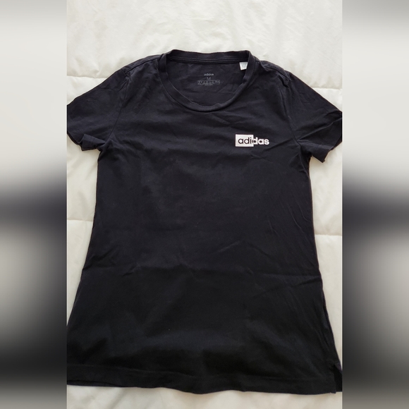 Adidas Tee Size M - Picture 2 of 11